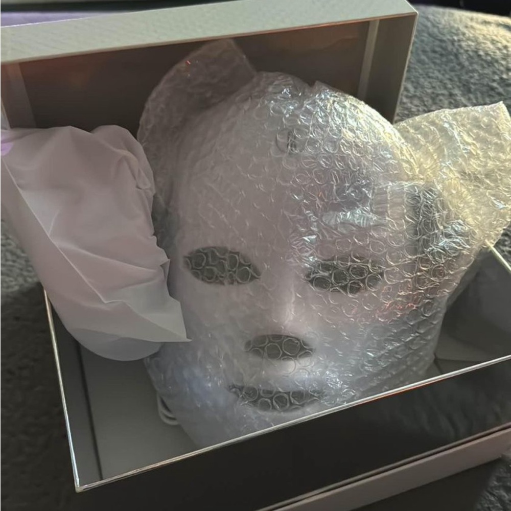 RegenaLight Wireless LED Light Therapy Face Mask & Neck Mask